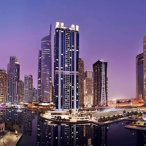 Hotel Moevenpick Jumeirah Lakes Towers, Dubaj